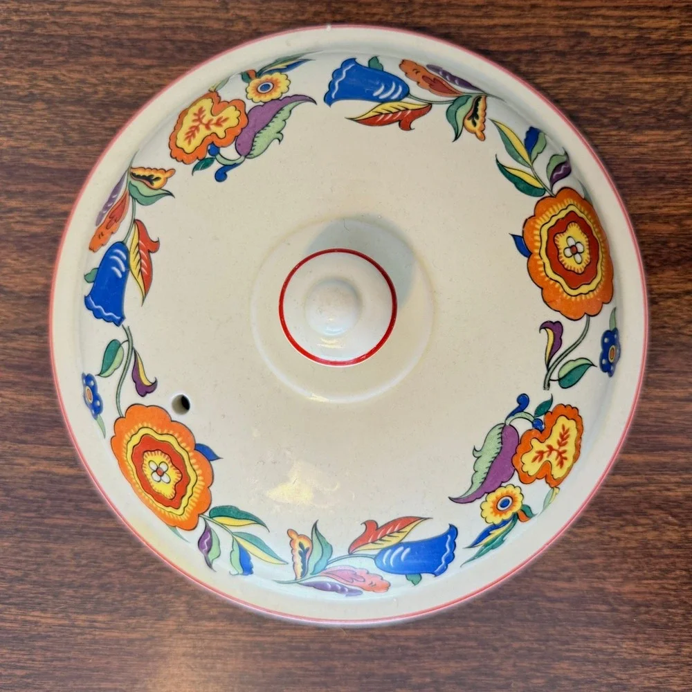 Vintage Halls Pottery 2‎ Qt Round Covered Casserole w Lid Fantasy Flower Pattern